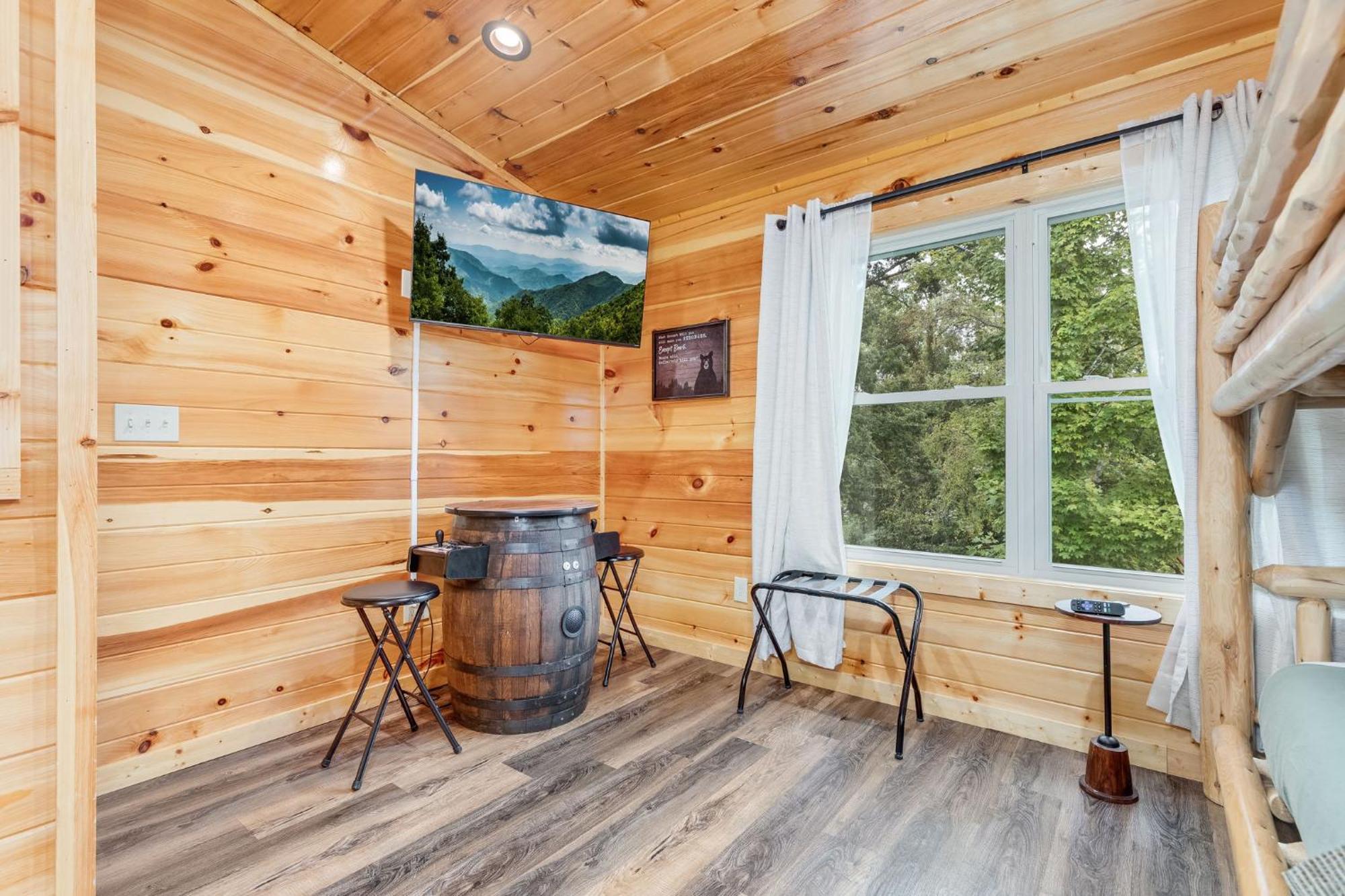 Fully Loaded Cabin In Heart Of Pigeon Forge Luaran gambar