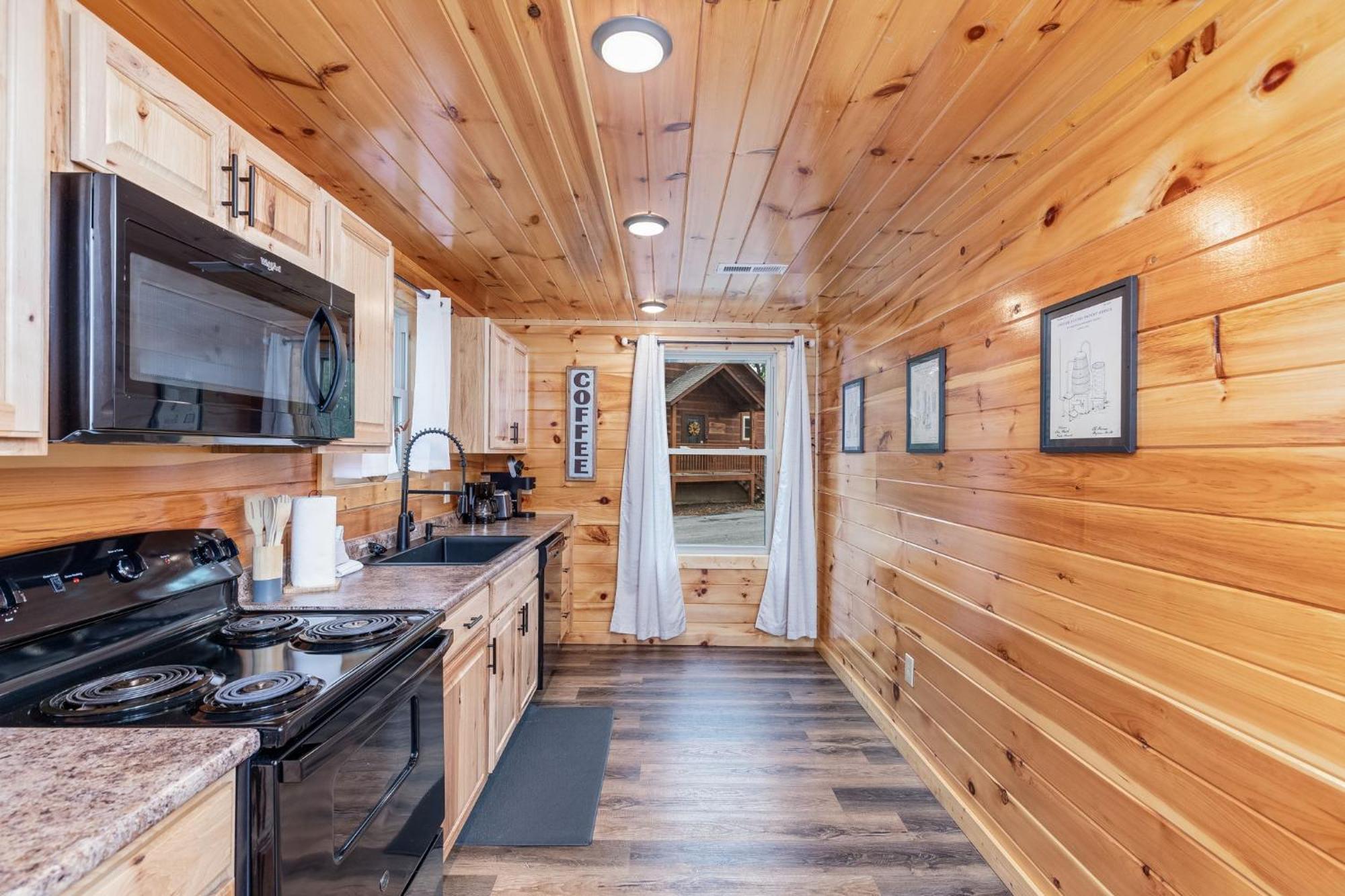 Fully Loaded Cabin In Heart Of Pigeon Forge Luaran gambar